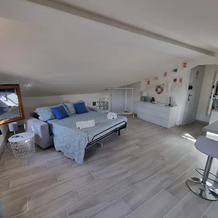 Appartement Mansarda Al Mare By Portofinovacanze *